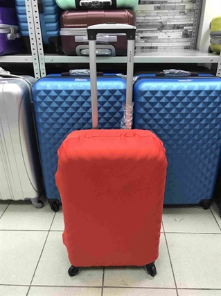 Чехол для чемодана 44 красный однотонный L / L+