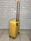 Чемодан L'Case Premium Желтый Moscow S+ 302