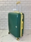 Чемодан L'Case Premium Темно-Зеленый Lyon L+ 2988