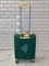 Чемодан L'Case Premium Темно-Зеленый Lyon S+ 2990